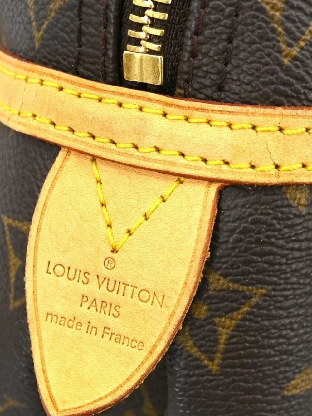 Louis Vuitton Monogram Montorgueil PM Handbag - Picture 11 of 15